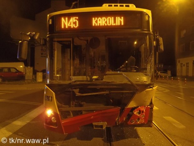 Uszkodzenia autobusu linii N45