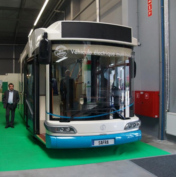 XII Międzynarodowe Targi Transportu Zbiorowego - hybrydowa Safra