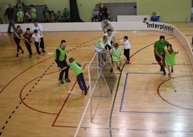 Walka przy bramce Walka przy bramce - Sejmik Edukacyjny Dzielnicy Targówek