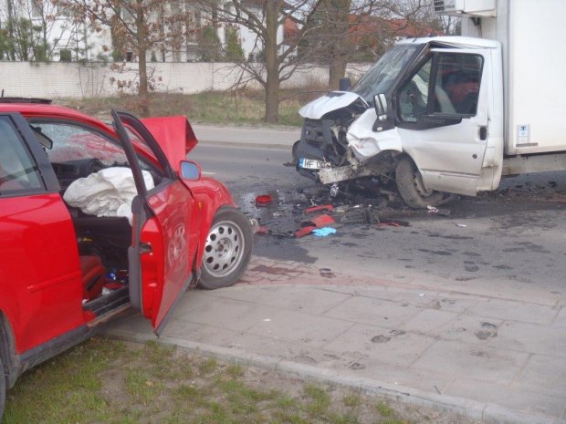 Wypadek w Wawrze na ulicy Zwoleńskiej