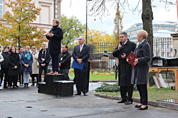 wiceprzewodnicząca Rady Warszawy Ewa Masny-Askanas i wiceprezydent Włodzimierz Paszyński