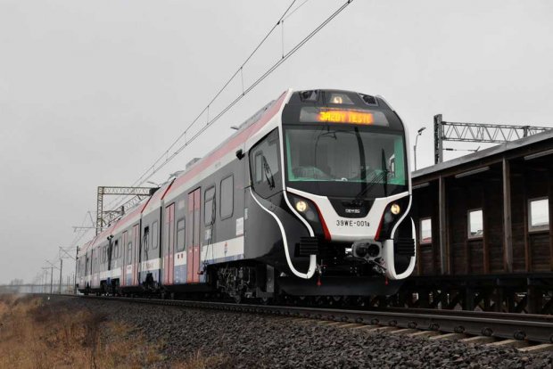 Pociąg 39WE w trakcie testów