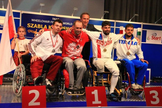 Floret mężczyzn kat. A. Od lewej: Richard OSVATH (HUN), Dariusz PENDER (POL) Roman FEDYAEV (RUS) I Matteo BETTI (ITA)