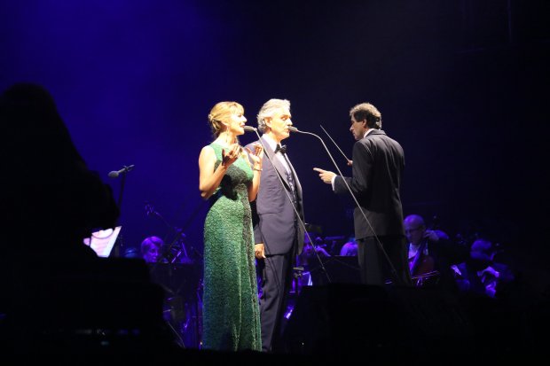 Andrea Bocelli i Ilaria Della Bidia - wspólny śpiew