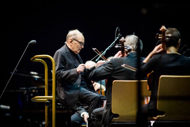Ennio Morricone na stanowisku