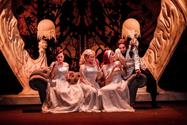Czarownice z Eastwick Teatru Syrena