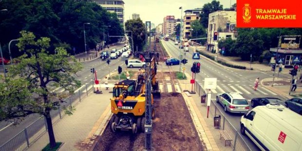 Torowisko na ul. Puławskiej w trakcie demontażu