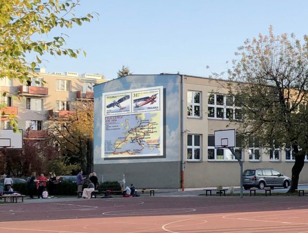 Mural lotniczy - część lewa projektu do budżetu obywatelskiego 2022 r., Artur Adamiec Mural lotniczy - część lewa projektu do budżetu obywatelskiego 2022 r., Artur Adamiec