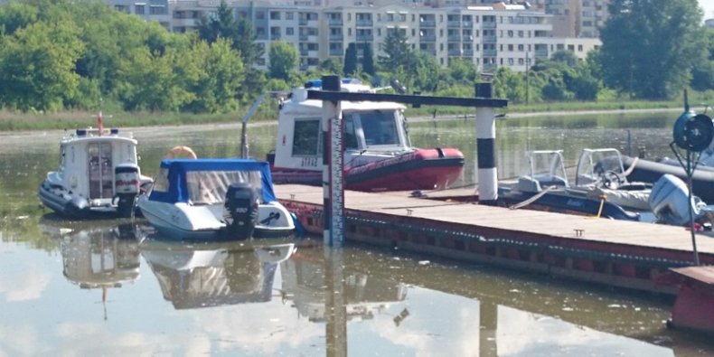 Stan wody na warszawskiej Wiśle - Port Praski 20.05.2014r godzina 9:30