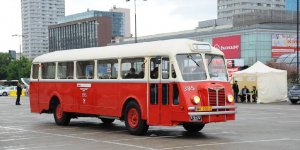 Chausson AH48 - czerwony autobus