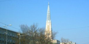 Wieża Kościóła Ewangielicko-Reformowany przy Al. Solidarności 74