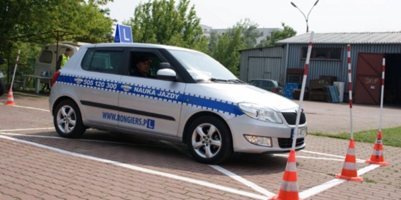 Kurs na PJ - ćwiczenia na placu manewrowym