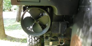 Rosomak w Komisariacie Rzecznym z okazji Dnia Dziecka