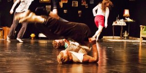 Zawirowania 2014 - Aura Dance Theatre "BoxMelancolique"