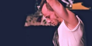 Zawirowania 2014 - Aura Dance Theatre "BoxMelancolique"