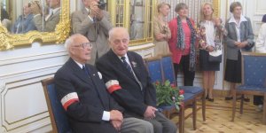 Powstańcy z Krybara - uroczystość wręczenia Medalu za zasługi dla UW