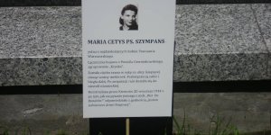 Tabliczka upamietniająca Marię Cetys