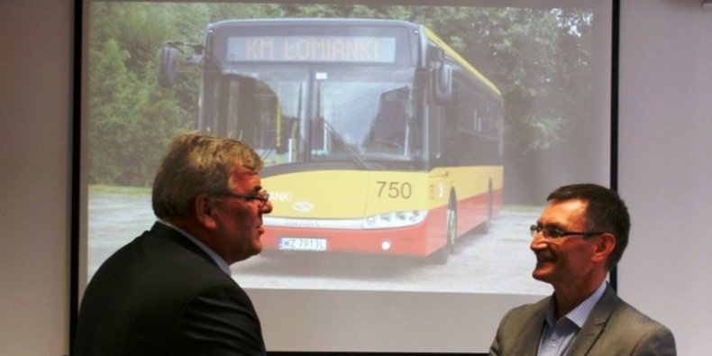Porozumienie komunikacyjne - ze strony ZTM umowę podpisał dyrektor Wiesław Witek. Ze strony KMŁ – prezes spółki Bogdan Marcińczyk
