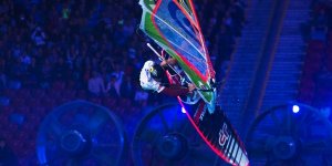Drugi dzień Halowego Pucharu Świata w Windsurfingu na Stadionie Narodowym w Warszawie na Stadionie Narodowym w Warszawie