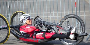 Maraton Handbike 2014 wokół Stadionu Narodowego.