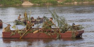 Przeprawa na pomoc Powstańczej Warszawie - rekonstrukcja we wrześniu 2014 r.