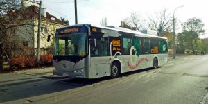 Chińskie autobusy elektryczne - bok autobusu