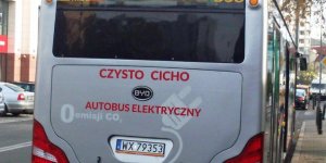 Chińskie autobusy elektryczne - tył autobusu