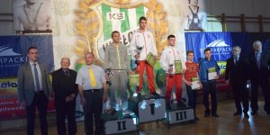 Emil Gwiazda na podium w Dębicy