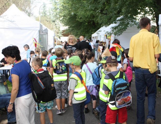 „Wolski Korowód” – przegląd ofert pomocowych publicznych i pozarządowych”