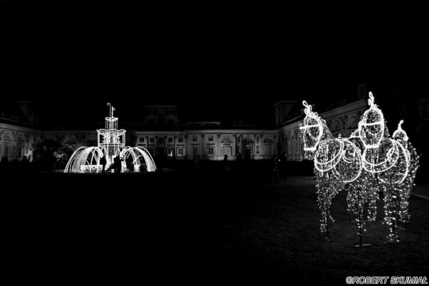 Pałac Wilanów nocą