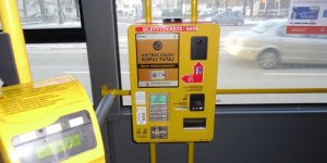 Biletomat w autobusie MZA
