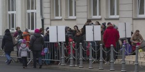 Słodki weekend w Wedlu - warszawiacy w kolejce do zwiedzania