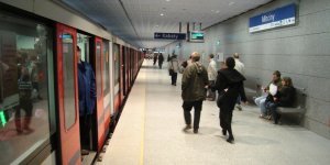 Metro w Warszawie - stacja Młociny
