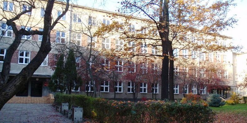 Budynek Gimnazjum i LO im. Tadeusza Reytana w Warszawie