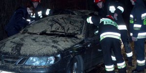 Wichura na Skaryszewskiej - uszkodzony samochódWichura na Skaryszewskiej - uszkodzony samochódWichura na Skaryszewskiej - uszkodzony samochódWichura na Skaryszewskiej - uszkodzony samochódWichura na Skaryszewskiej - uszkodzony samochód