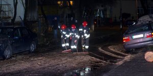 Wichura na Skaryszewskiej - strażacy - na nich zawsze można liczyć