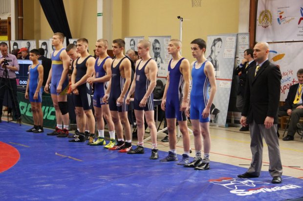 Finaliści Finaliści w niebieskich strojach