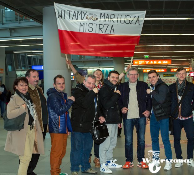 Powitanie Mistrza na lotnisku Chopina