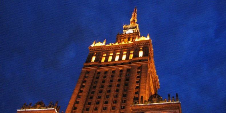 PKiN nocą