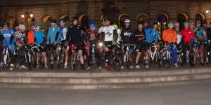 Pętla Kopernika - część rowerzystów. poniżej powiększamy.