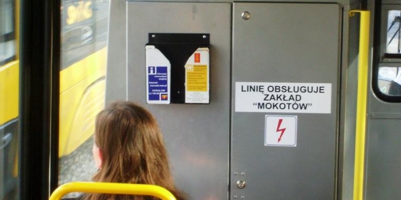 Linię obsługuje Zakład Mokotów