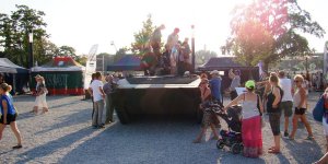 Piknik wojskowy na błoniach Stadionu Narodowego, 15-08-2015