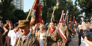 Uroczystości 5 sierpnia na Woli. Poczty Sztandarowe.
