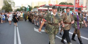 Marsz pamięci - rekonstruktorzy