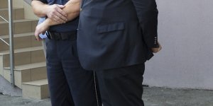 Konferencja prasowa w Komisariacie Rzecznym - komendant Komisariatu Rzecznego mł. inspektor Marek Gago i zastępca prezydenta Warszawy Jarosław Jóźwiak