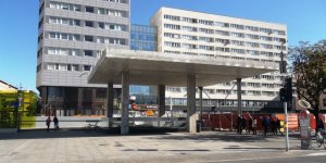 Nowy CPN w centrum? Idź na spacer by sprawdzić. (A koto nie wie co to jest CPN - wyjaśniamy. Tak dawniej nazywała się stacja benzynowa. Skrót od nazwy Centrala Przemysłu Naftowego).