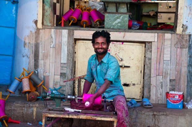 co Indie robią z człowieka