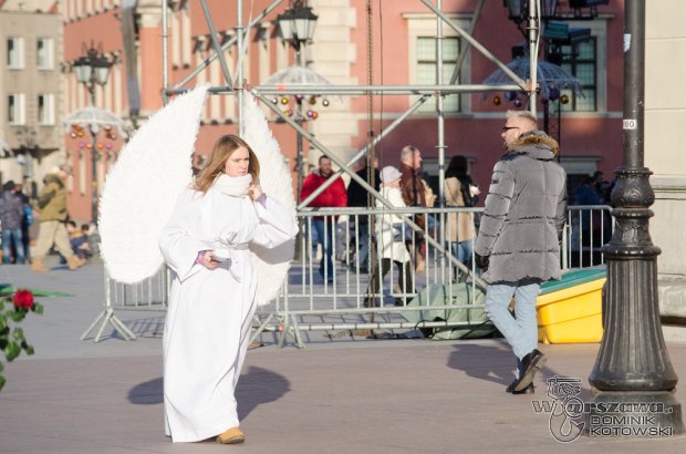 anioły na Placu Zamkowym