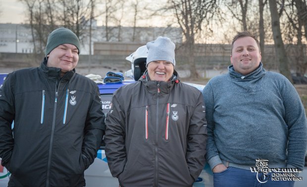 Staropolska Rally Team. Staropolska Rally Team. Od prawej Wojciech Krawczyk, Renata Krawczyk, Bartłomiej Pawlik