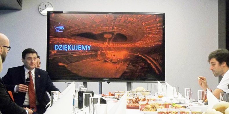 Koniec prezentacji wyników PL.2012+ - na Stadionie Narodowym. prezentował prezes Tomasz Półgrabski